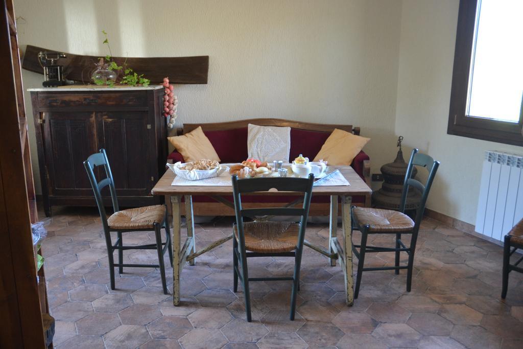 B&B Antica Botte 사사리 외부 사진
